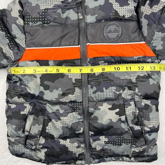 iXtreme Boys Camo Puffer Jacket Hood Fleece Lined Rubber Patch Size 2T Gray - Picture 5 of 6